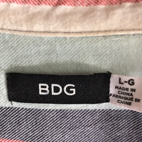 BDG button down - Picture 2 of 4